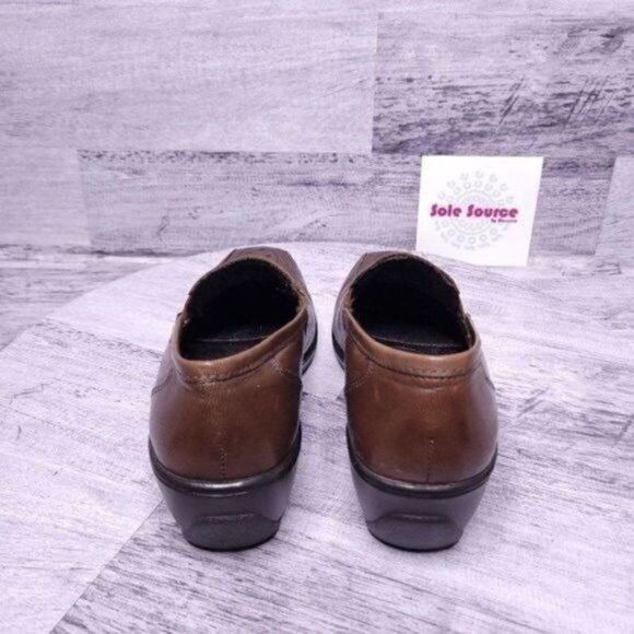 Aravon by New Balance Kiley Floral Cut Out Leather Loafer Brown Women's sz 5.5 - Picture 4 of 7